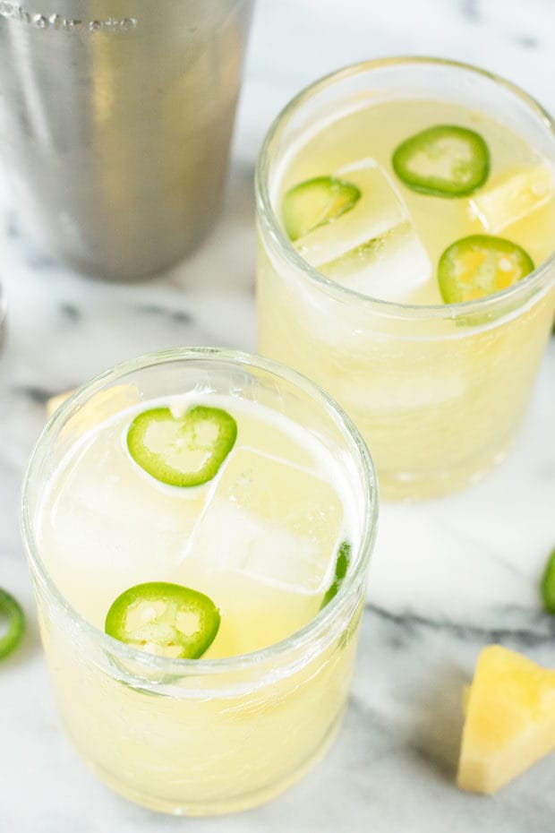 Pineapple Jalapeño Smash | cakenknife.com