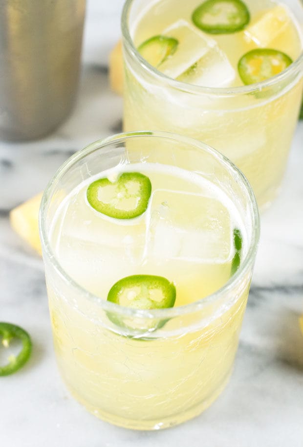 Pineapple Jalapeño Smash | cakenknife.com