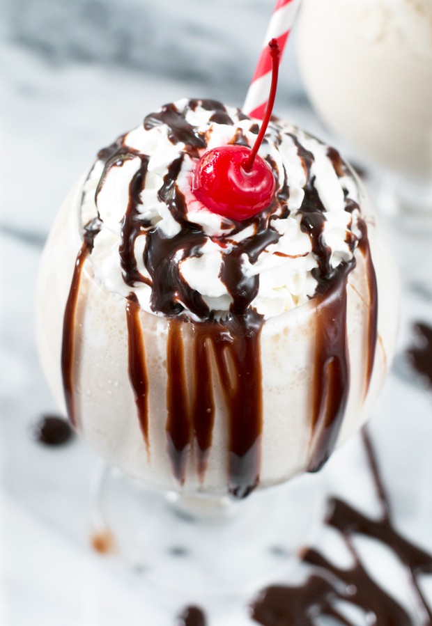 Kentucky Mudslide Shake | cakenknife.com