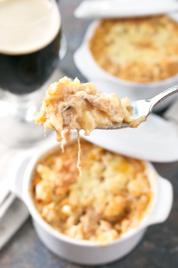 Pulled Pork Spaetzle Mac and Cheese | cakenknife.com