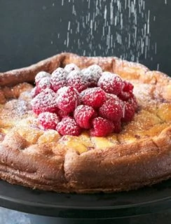 Raspberry Lemon Ricotta Cheesecake | cakenknife.com