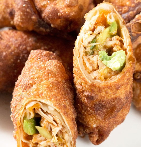 Avocado Eggrolls with BBQ Chicken | cakenknife.com