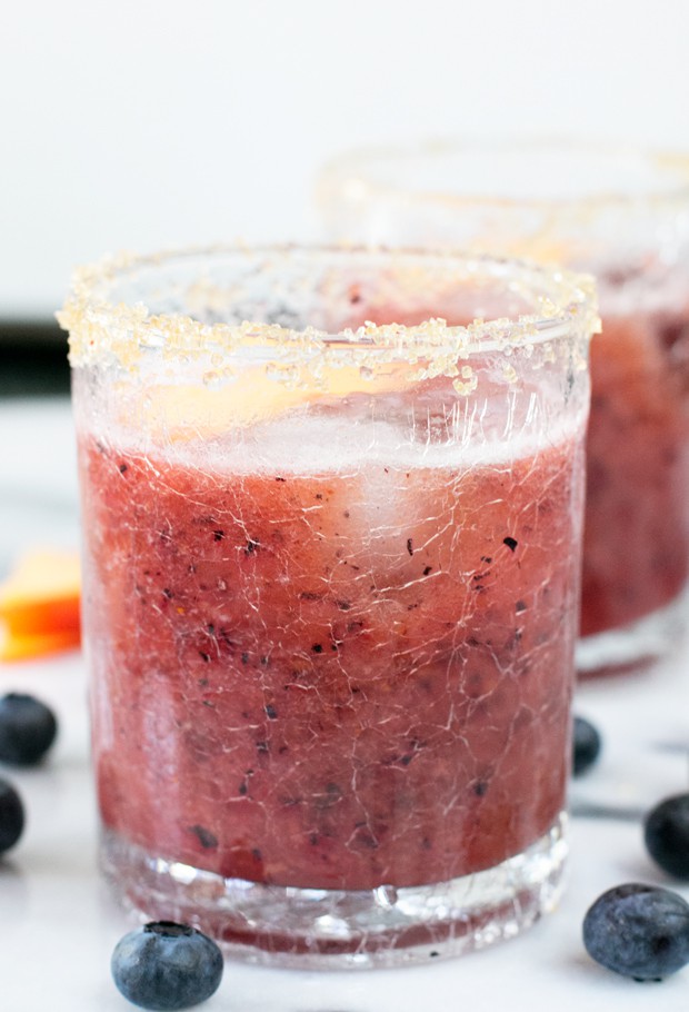 Peach Blueberry Margarita Recipe | cakenknife.com