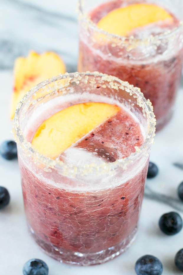 Peach Blueberry Margarita Recipe | cakenknife.com