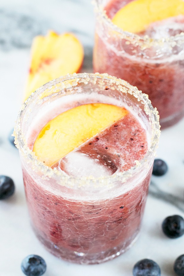 Peach Blueberry Margarita Recipe | cakenknife.com