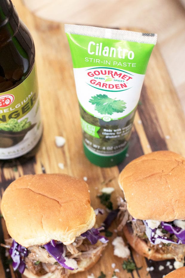 Cilantro Chili Lime Pulled Pork Sliders | cakenknife.com