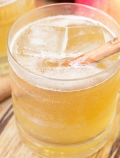 Bourbon Apple Cider Fizz | cakenknife.com