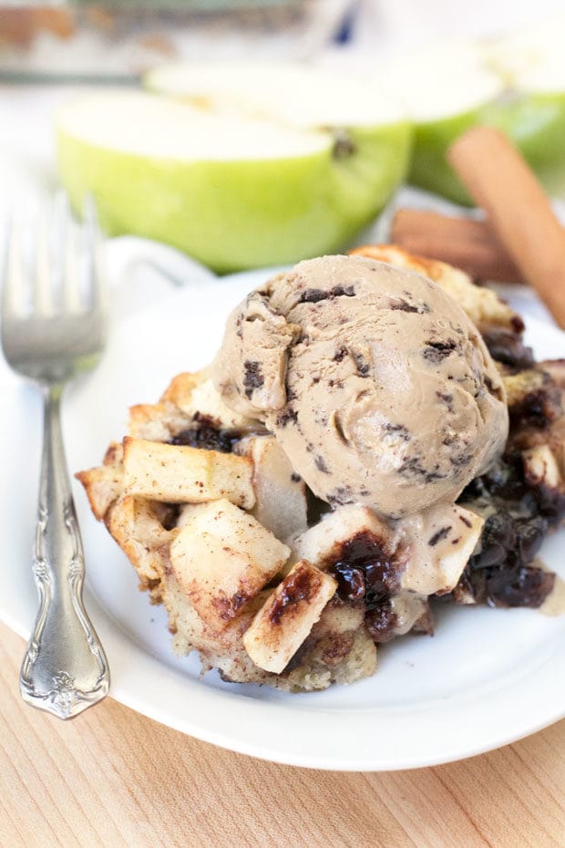 Chocolate Chip Apple Pie Bread Pudding | cakenknife.com