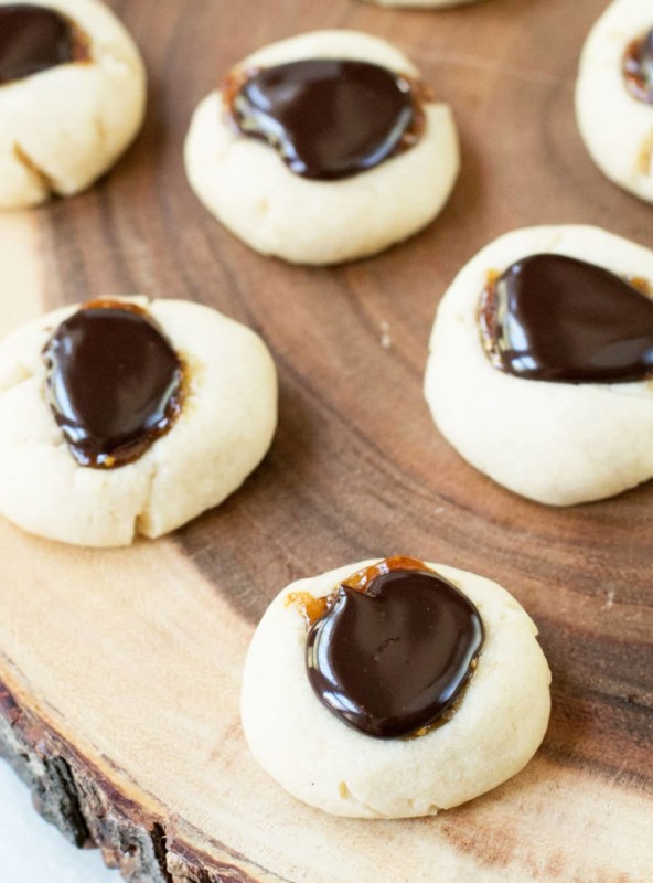 Chocolate Fig Thumbprint Cookies | cakenknife.com