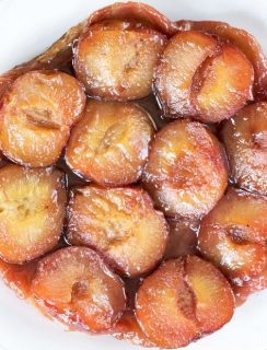 Plum Ginger Tart Tatin + A Le Creuset Giveaway! | cakenknife.com