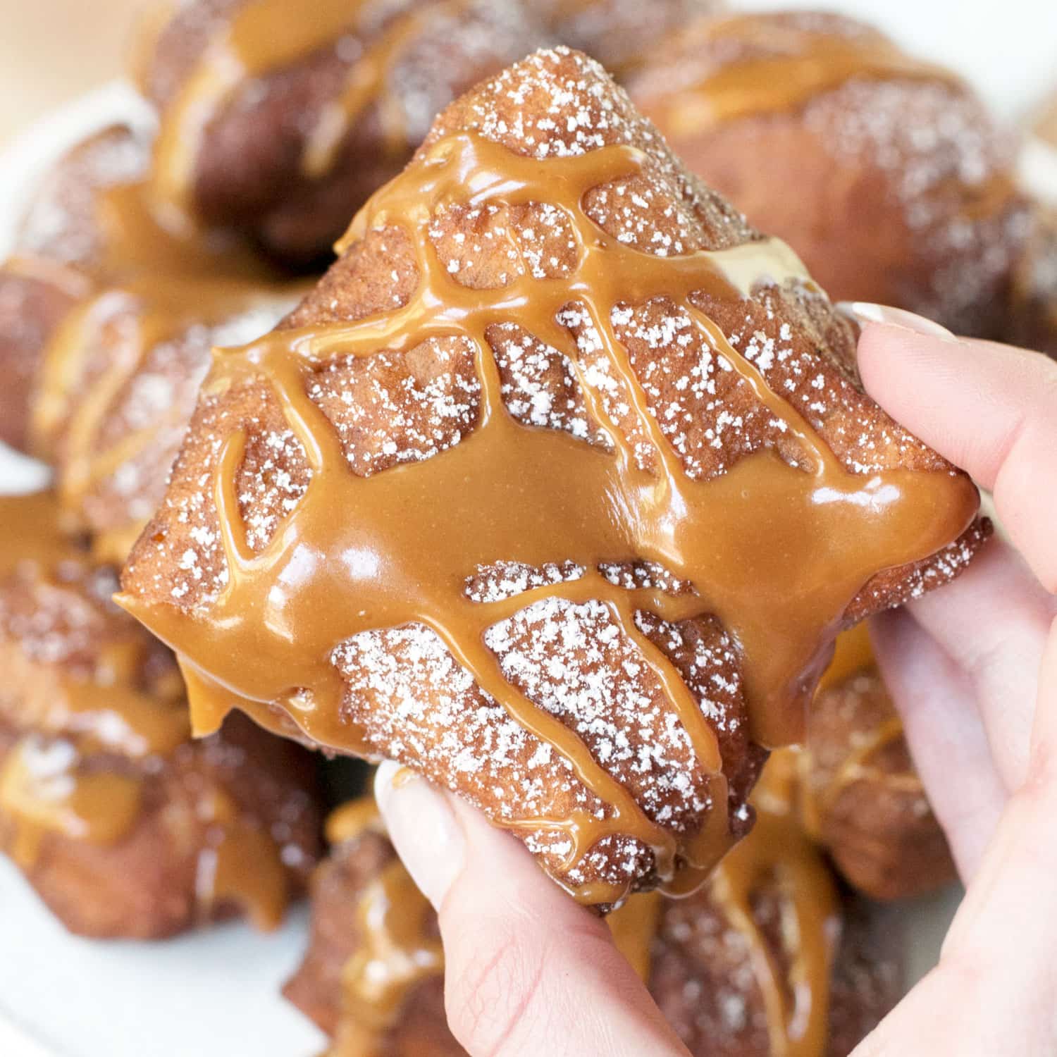 Pumpkin Spice Beignets with Salted Caramel Drizzle | cakenknife.com