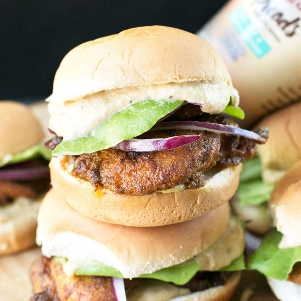 Chicken Shawarma Sliders with Sabra Spreads! | cakenknife.com