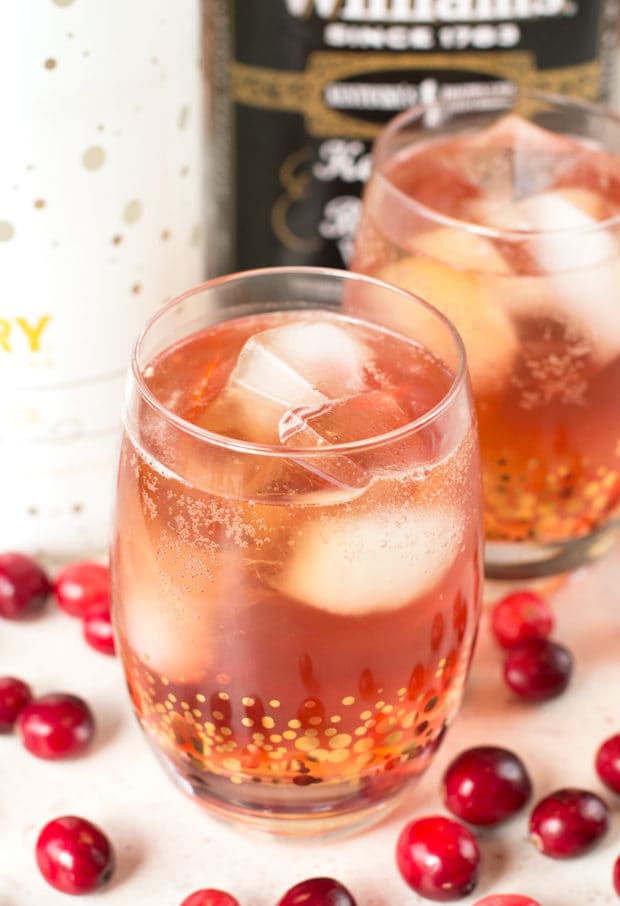 Cranberry Ginger Bourbon Fizz | cakenknife.com