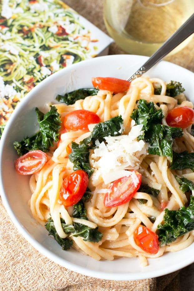 Kale, Tomato, and Lemon Magic One-Pot Spaghetti | cakenknife.com