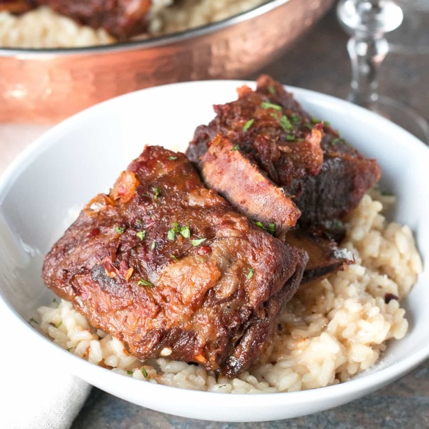Chile Braised Short Ribs with Parmesan White Wine Risotto | cakenknife.com