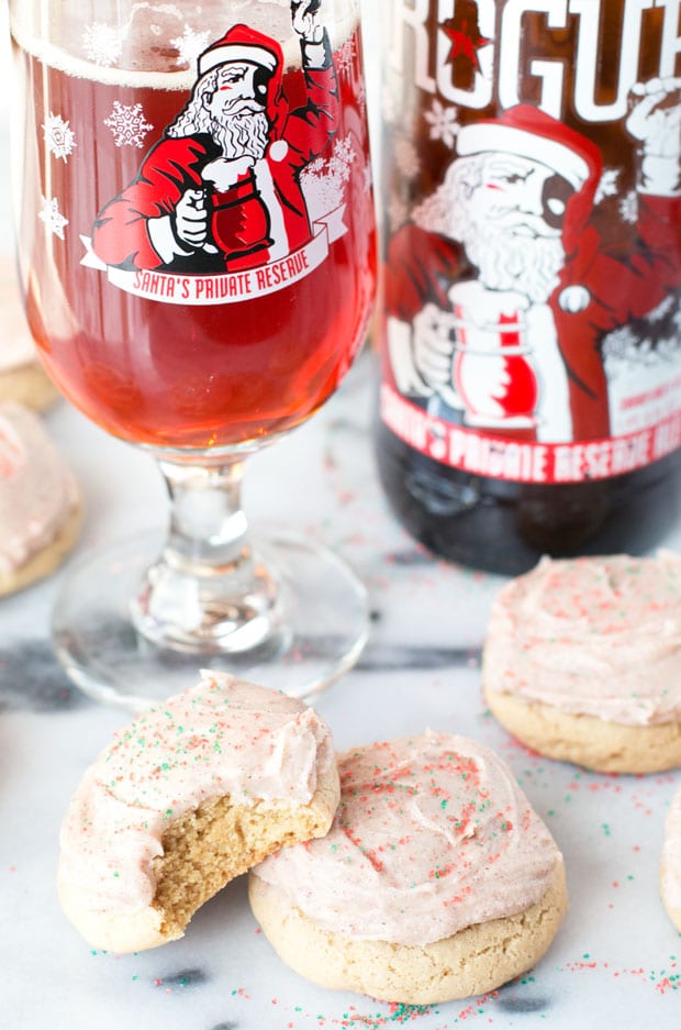 Christmas Ale Sugar Cookies with Spiced Buttercream Frosting | cakenknife.com