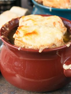 Irish Stout French Onion Soup | cakenknife.com