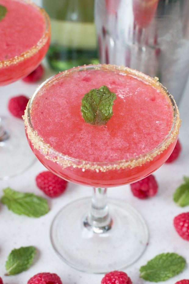 Raspberry Mint Sparklers | cakenknife.com