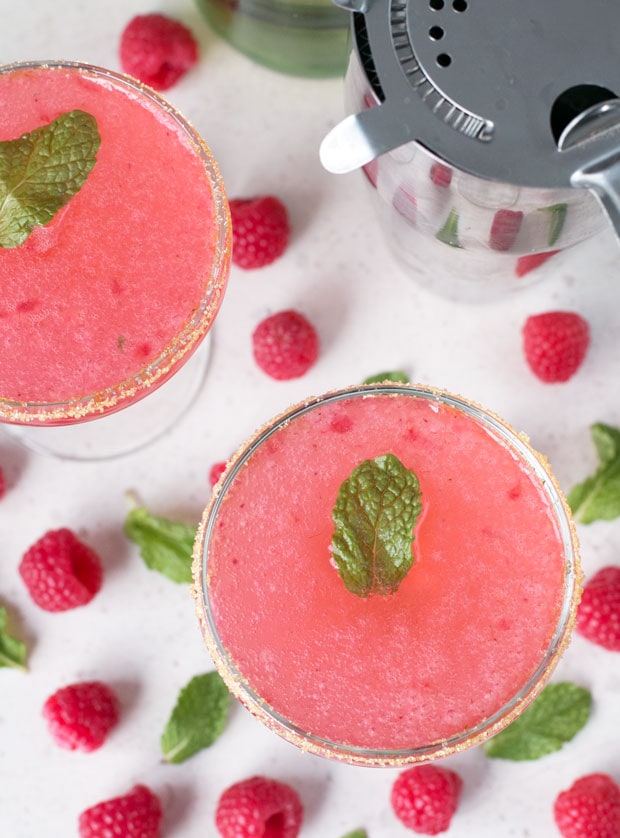 Raspberry Mint Sparklers | cakenknife.com