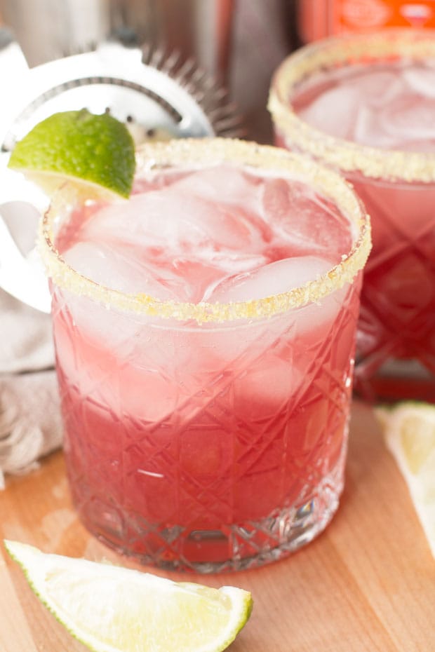 Winter Citrus Margarita | cakenknife.com