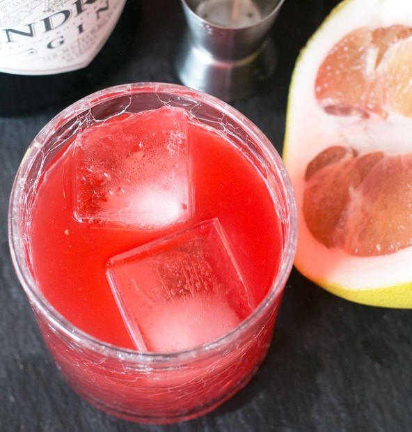 Pomelo Grapefruit Negroni | cakenknife.com