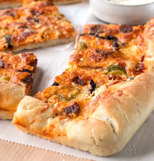 Chorizo, Jalapeno & Sun-Dried Tomato Pizza | cakenknife.com