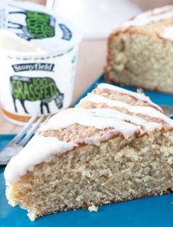 Almond Butter Yogurt Coffee Cake | cakenknife.com @stonyfield #breakfast #brunch #baking