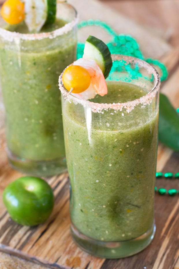 Spicy Green Bloody Mary | cakenknife.com #brunch #bloodymary