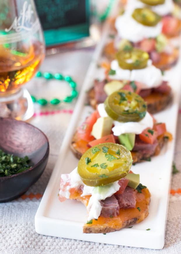 Irish Corned Beef Nacho Bites | cakenknife.com #appetizer #party