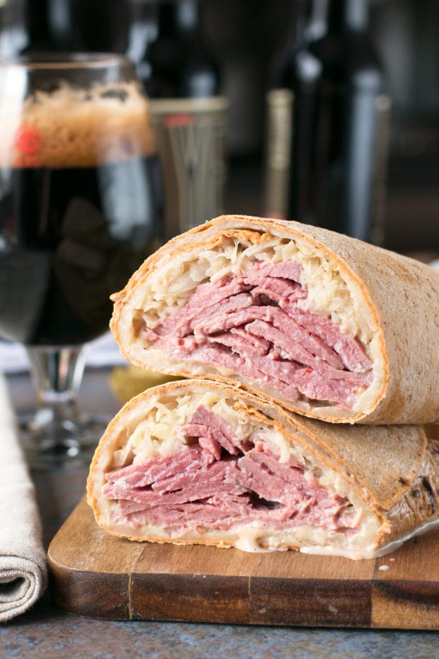 Irish Corned Beef Reuben Wrap | cakenknife.com #sandwich #lunch