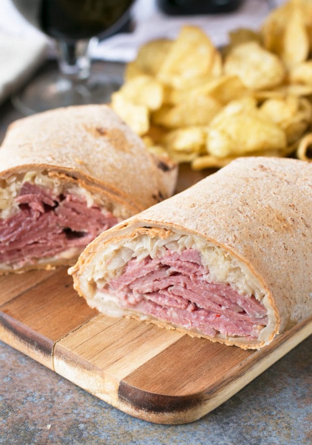 Irish Corned Beef Reuben Wrap | cakenknife.com #sandwich #lunch