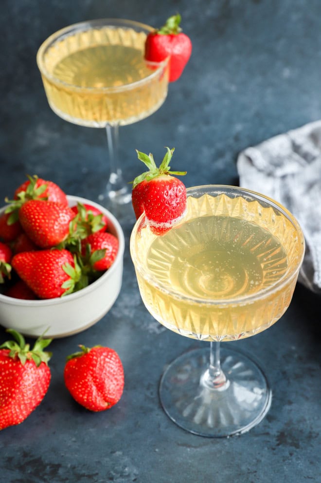 easy sparkling wine cocktail with fresh fruit