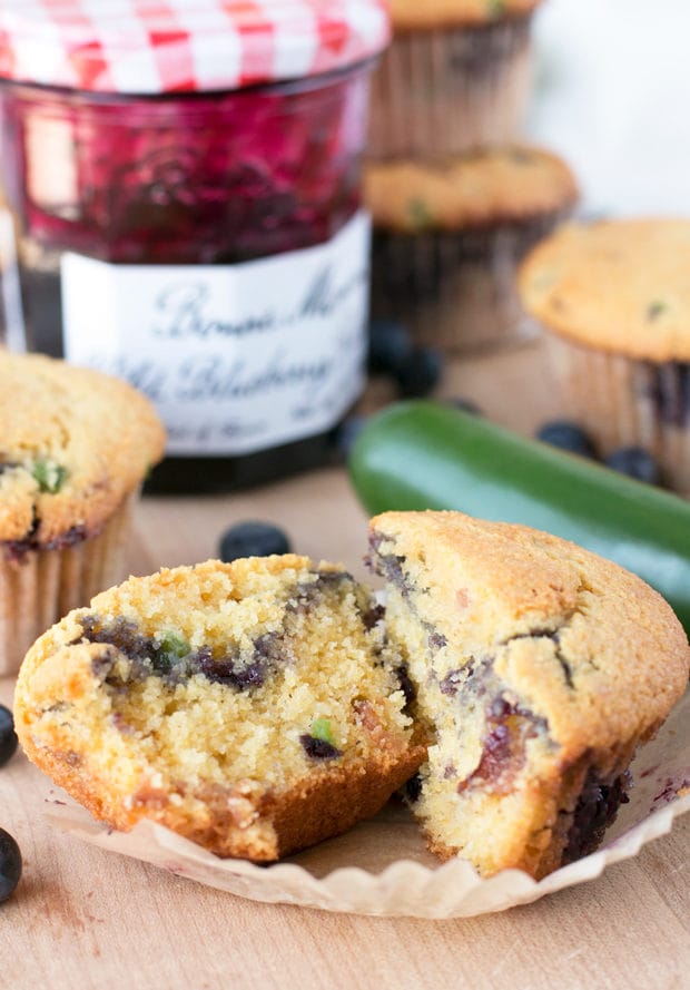 Blueberry Jalapeno Bacon Cornbread Muffins | cakenknife.com #breakfast #brunch