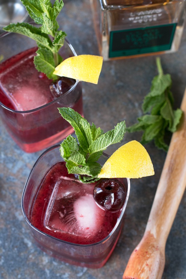 Cherry Whiskey Smash Picture Cake n Knife