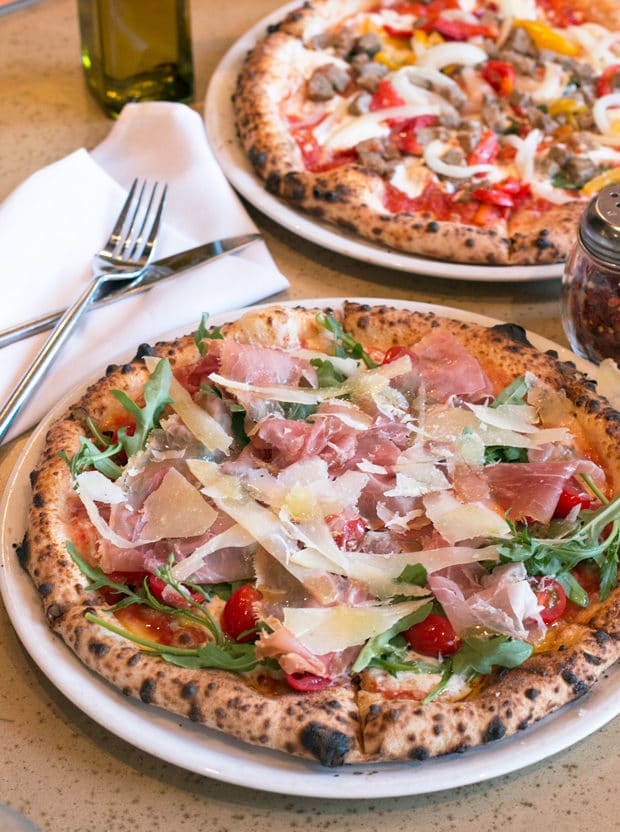 The Ultimate Guide to Denver Pizza and Beer | cakenknife.com #pizza #beer #colorado