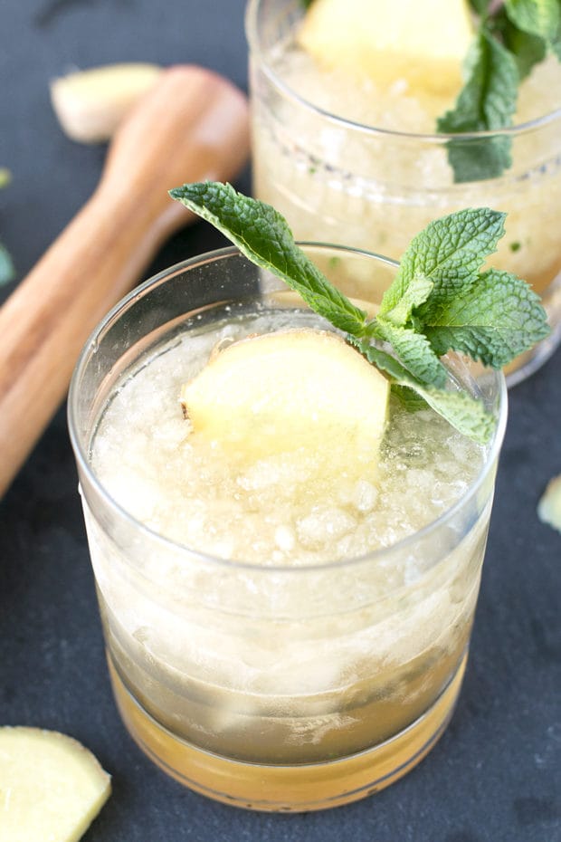 Sparkling Ginger Mint Julep | cakenknife.com #cocktail #Derby #mint