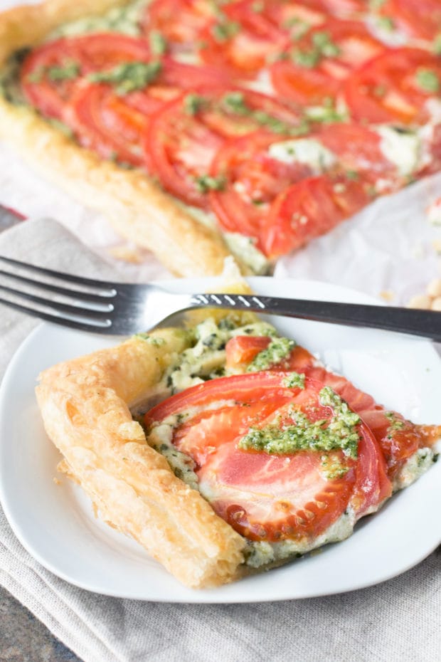 Roasted Tomato, Whipped Herb Ricotta & Watercress Pesto Tart | cakenknife.com #summer #appetizer #easy