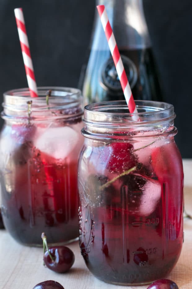 Tart Cherry Fizz | cakenknife.com #cocktail #happyhour