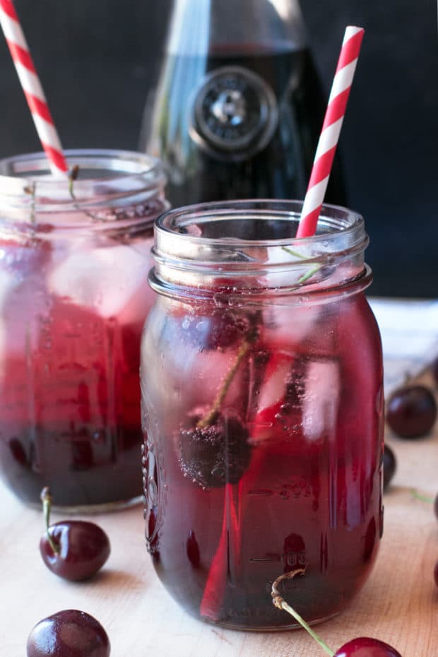 Tart Cherry Fizz | cakenknife.com #cocktail #happyhour