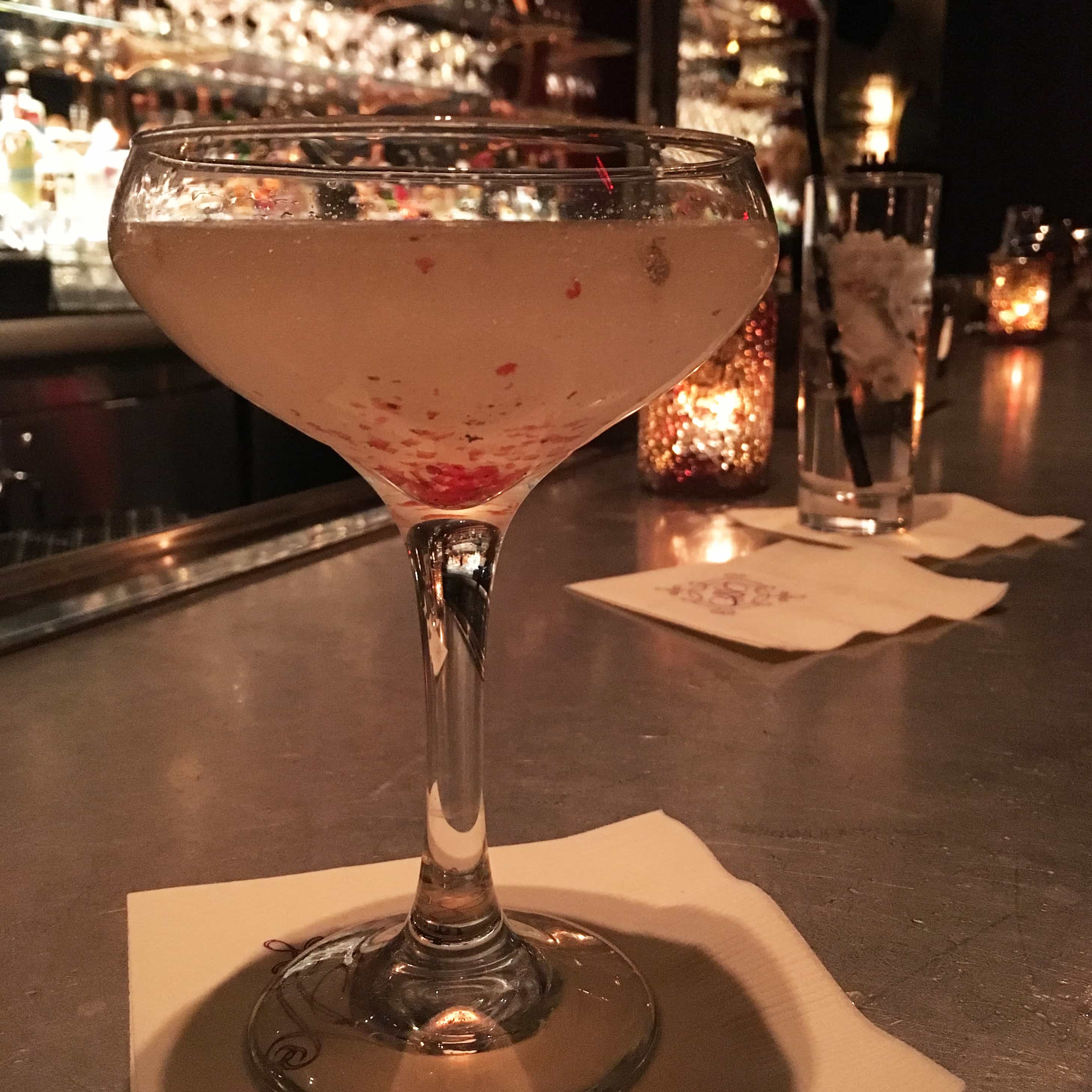 48 Hour Foodie Guide Las Vegas Strip Cake 'n Knife