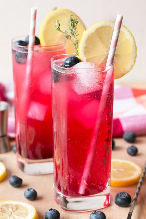 Sparkling Blueberry Thyme Vodka Lemonade | cakenknife.com #cocktail #lemonade #drink #recipe