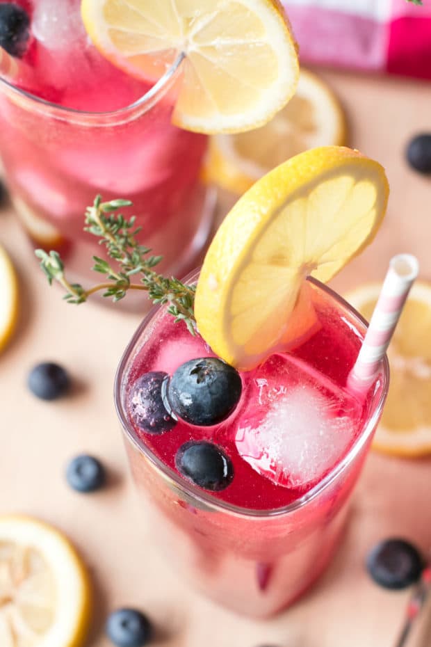 Sparkling Blueberry Thyme Vodka Lemonade | cakenknife.com #cocktail #lemonade #drink #recipe