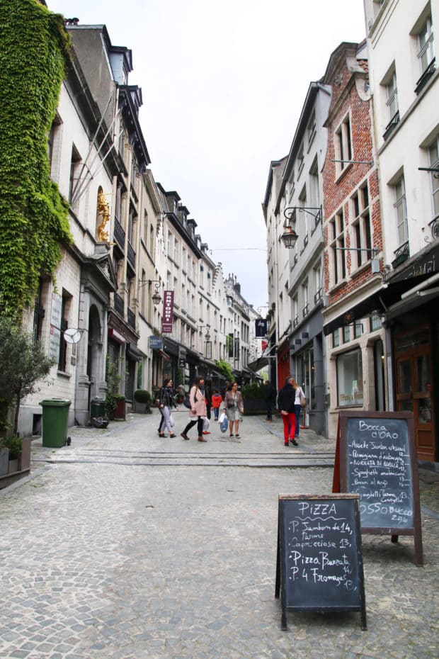 48 Hour Foodie Guide: Brussels | cakenknife.com #brussels #travel #travelguide #belgium #europe