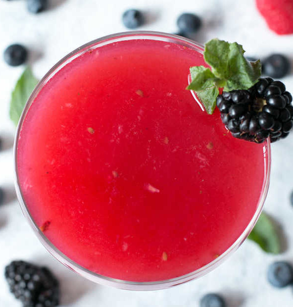 Absolut Elyx Wild Berry Vesper | cakenknife.com #sponsored #cocktail #happyhour