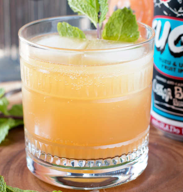 Elvis Cocktail (AKA Grapefruit Gin Beer Cocktail) | cakenknife.com #cocktail #beer #IPA #gin