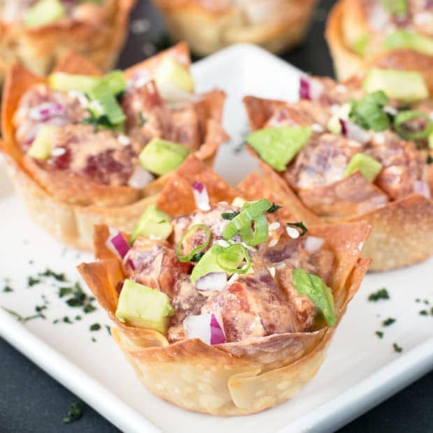 Spicy Tuna Poke Wonton Cups | cakenknife.com #sushi #poke #hawaiian #appetizer