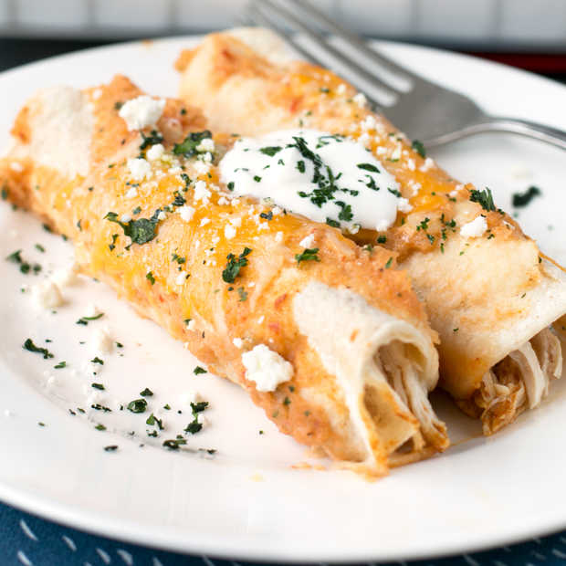 Curry Chicken Enchiladas | cakenknife.com #weeknightdinner #dinner #enchiladas #mexican