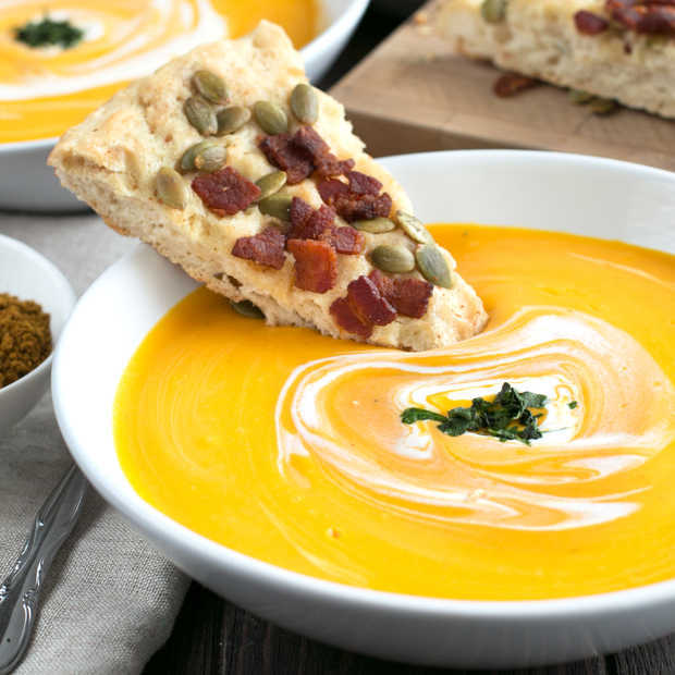 Curried Roasted Butternut Squash Soup with Bacon Pumpkin Seed Bread | cakenknife.com #soup #fall #butternutsquash #thanksgiving