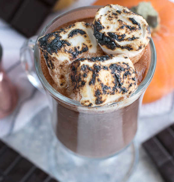 Pumpkin Bourbon Hot Chocolate | cakenknife.com #hotchocolate #pumpkinspice #fall #cocktail