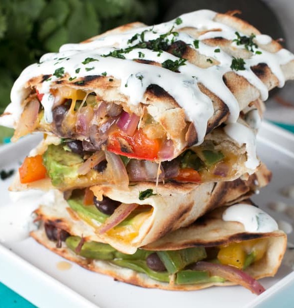 Veggie Avocado Quesadilla with Cilantro Crema | cakenknife.com #vegetarian #healthy #dinner